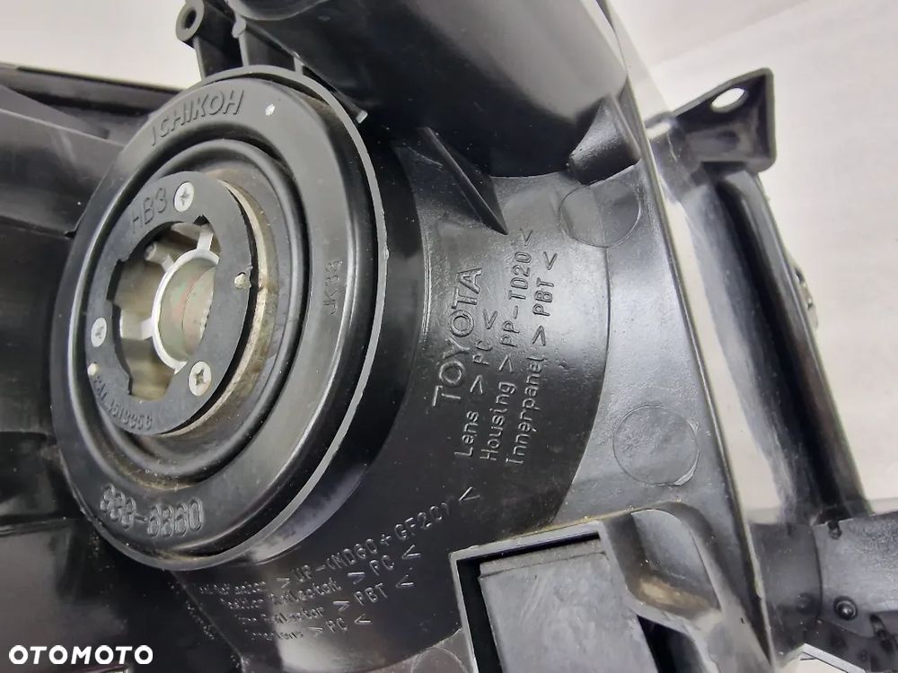 TOYOTA RAV III 06- LEWA PRZEDNIA ZWYKŁA SOCZEWKA LEWA LAMPA PRZEDNIA PRZÓD NR ICHIKOH 42-36 , NR AUKCJI LL145 - 20