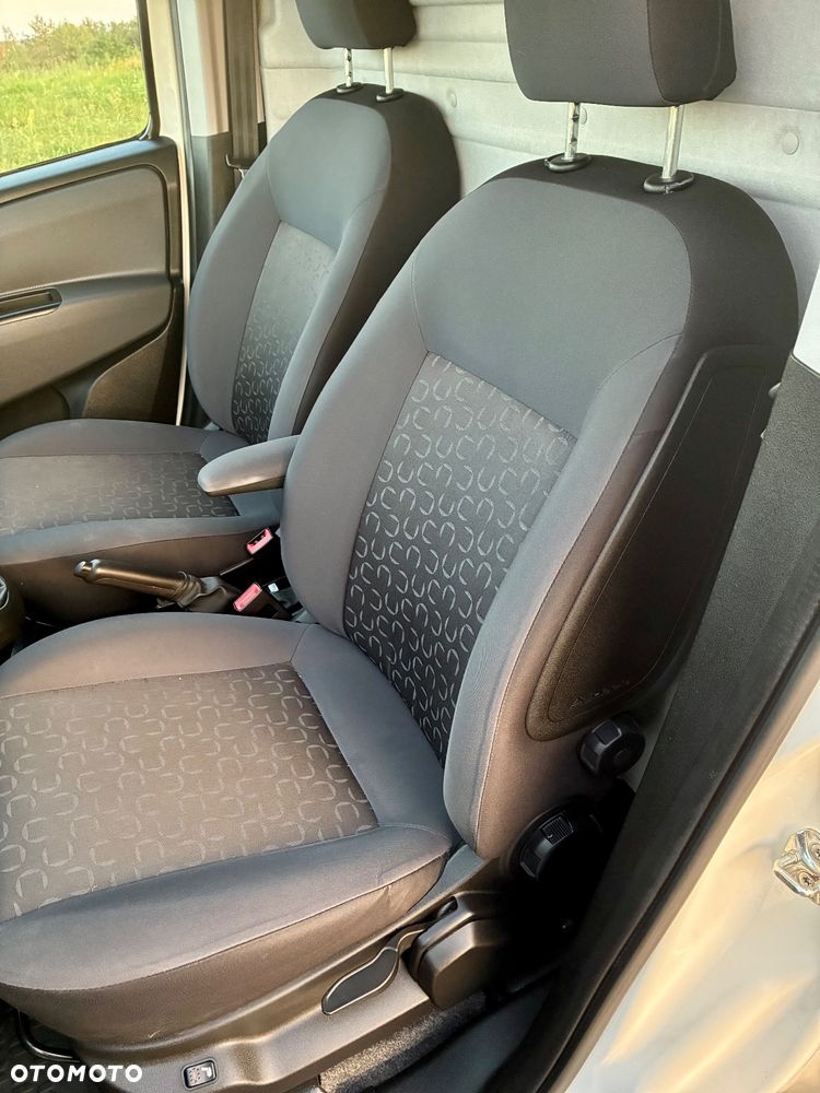 Fiat Doblo - 12