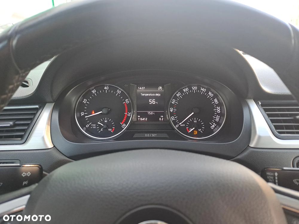 Skoda RAPID 1.2 TSI Ambition - 15