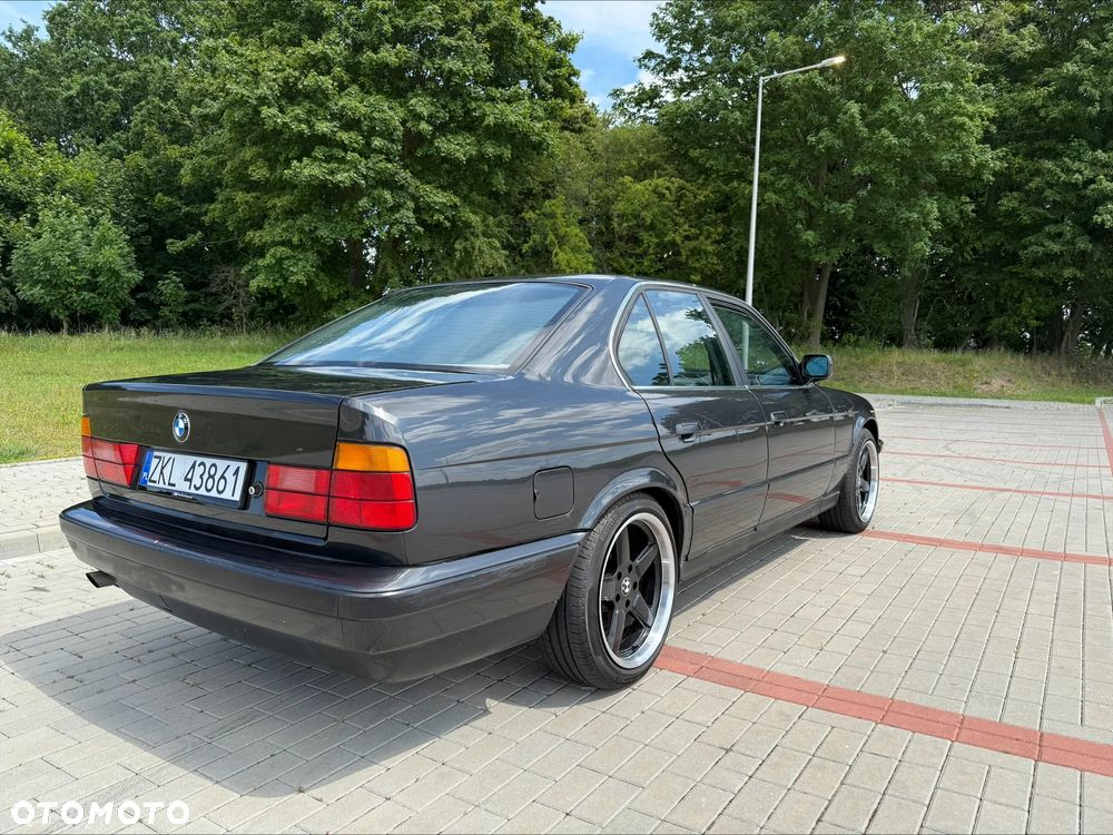 BMW Seria 5 - 12