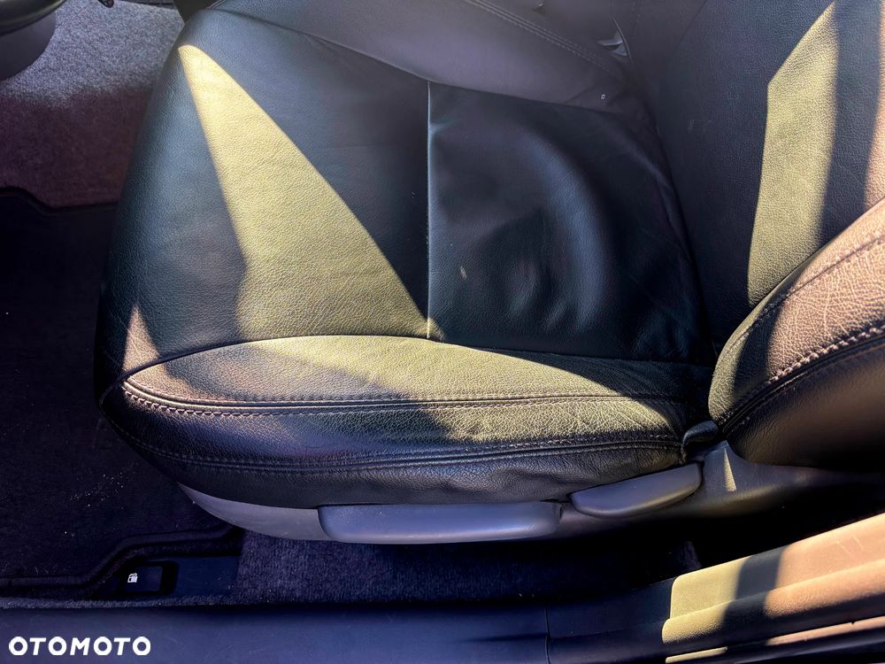 Toyota Prius 1.5 VVT-i Sol - 14