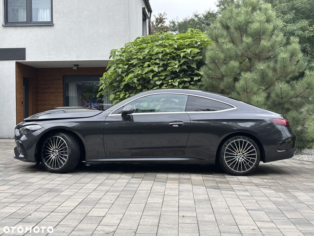 Mercedes-Benz CLE 300 4Matic 9G-TRONIC Edition AMG Line - 3