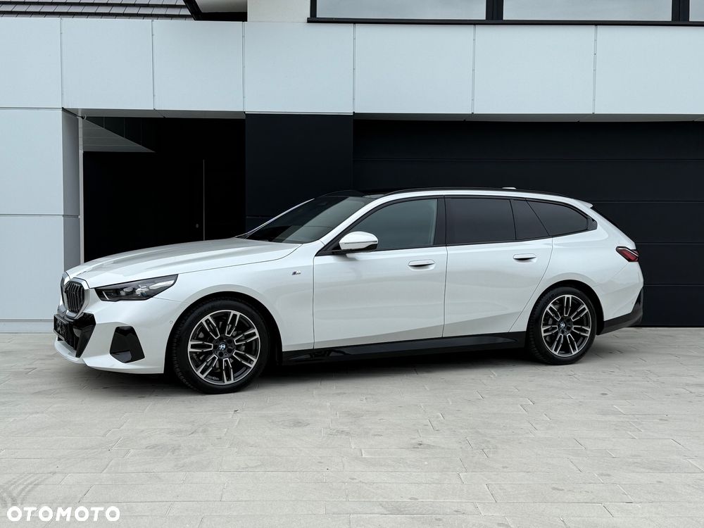 BMW Seria 5 520d - 25