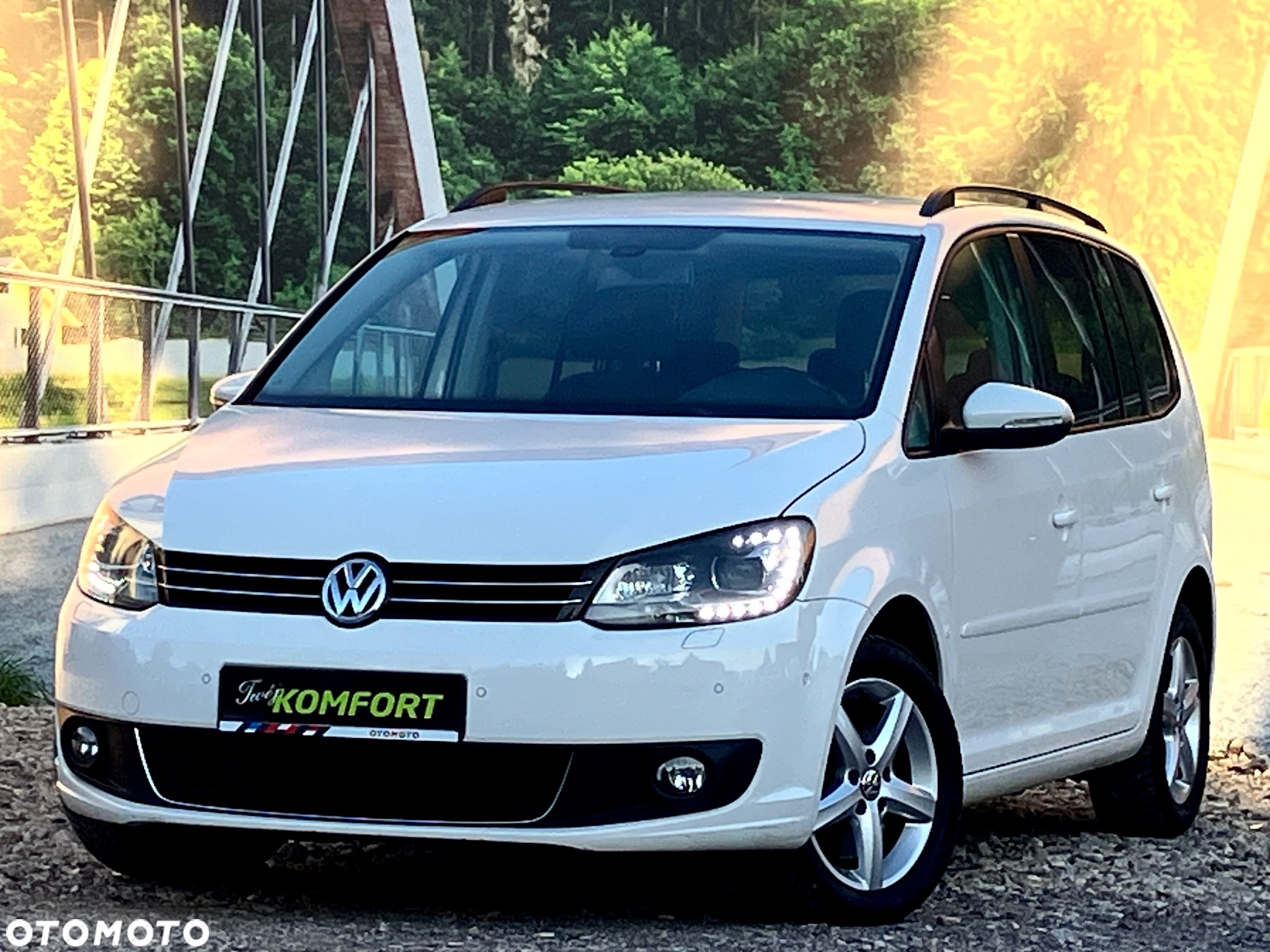 Volkswagen Touran 1.4 TSI DSG Highline - 4