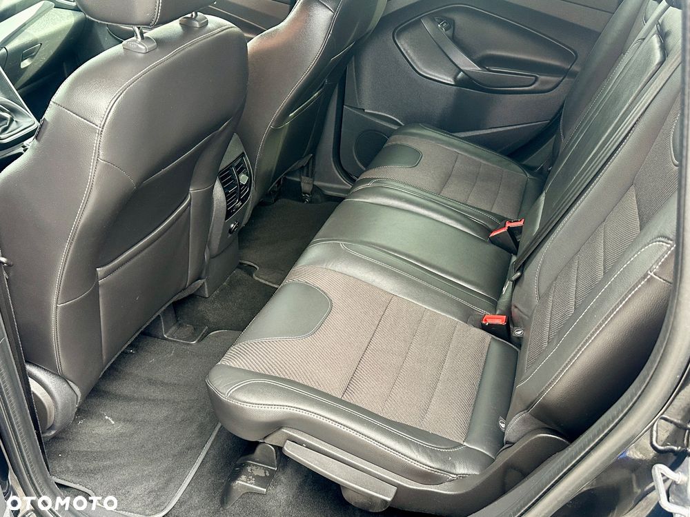 Ford Kuga - 16