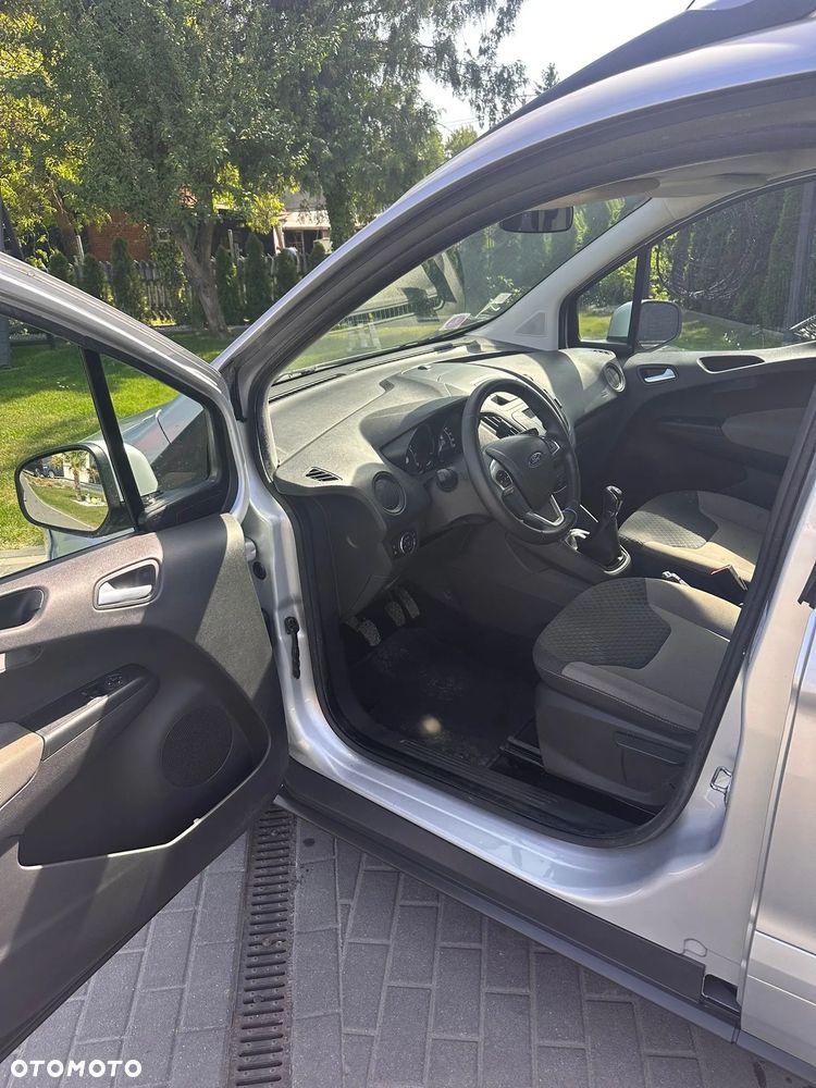 Ford Tourneo Courier 1.0 EcoBoost Trend - 6