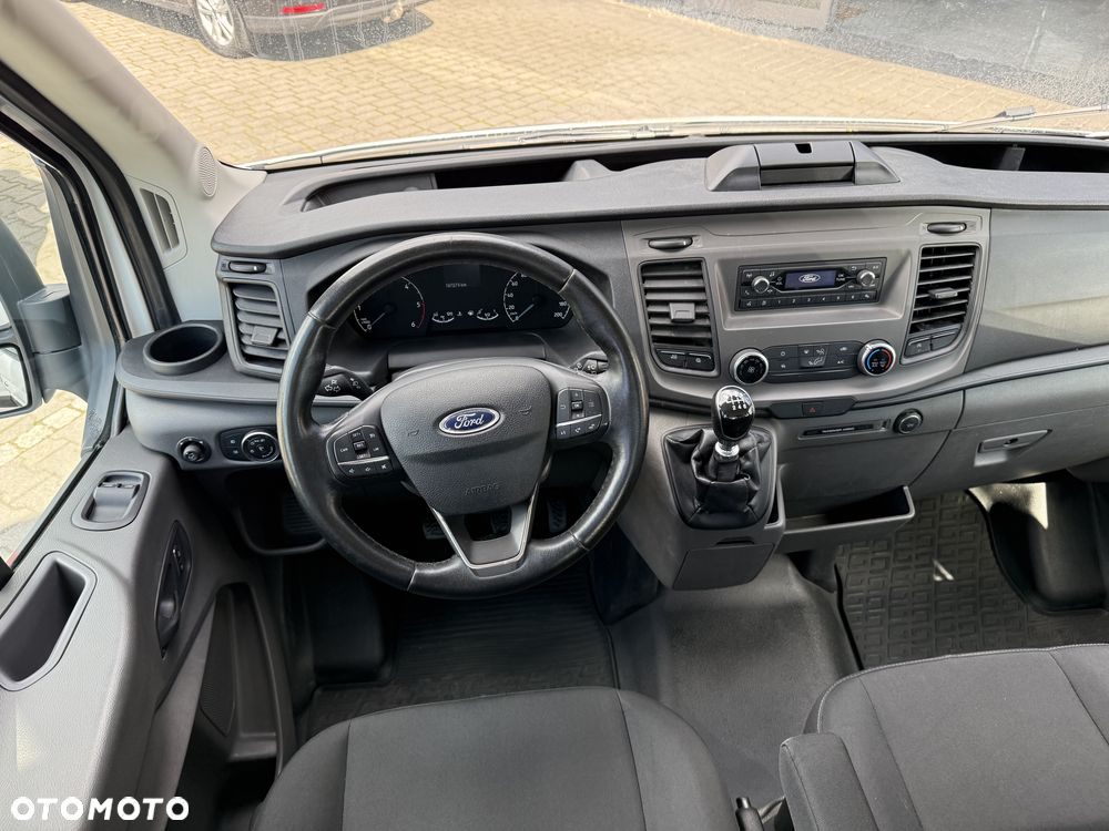 Ford Transit - 31