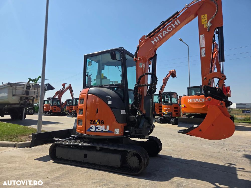 Hitachi ZX33U-6, 2023, 1.905 ore, Masa operationala 3,7 tone, CUPLA RAPIDA HIDRAULICA si 3 CUPE NOI, Lama nivelare, ad sapare 3,5m, latime 1,55m, aer conditionat, antifurt, inst picon, ridica 2,7t, posibil leasing 4 ani, PROMOTIE 36.900 EUR+Tva - 6