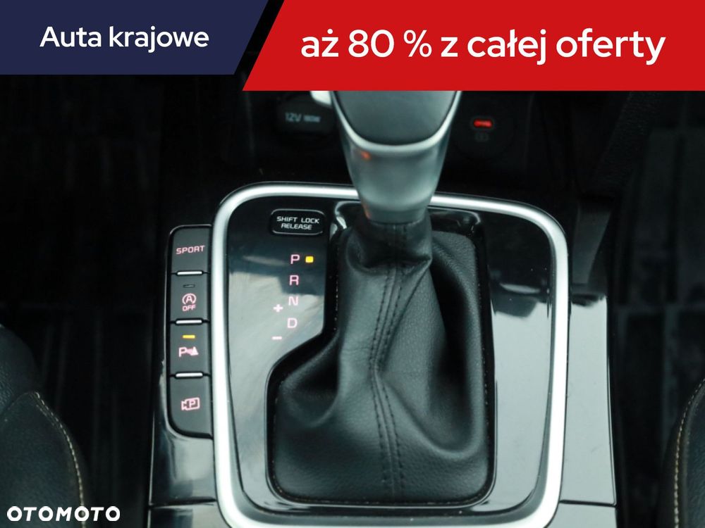Kia Ceed - 12