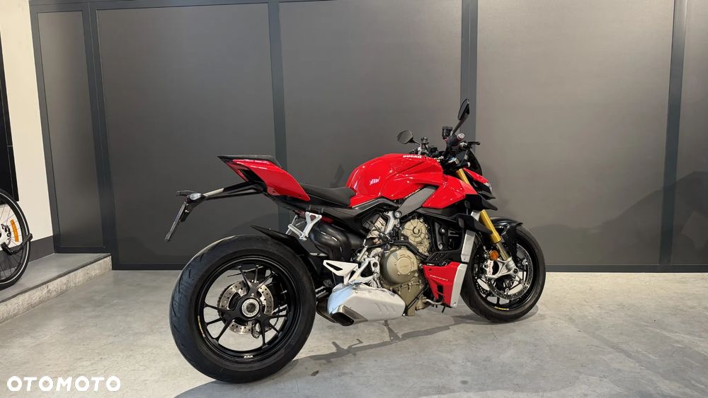 Ducati Streetfighter V4 - 4