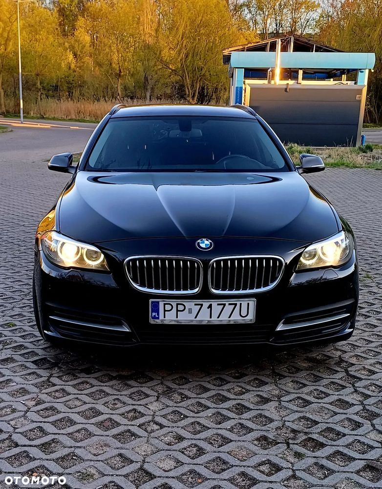 BMW Seria 5 520d xDrive Luxury Line - 4