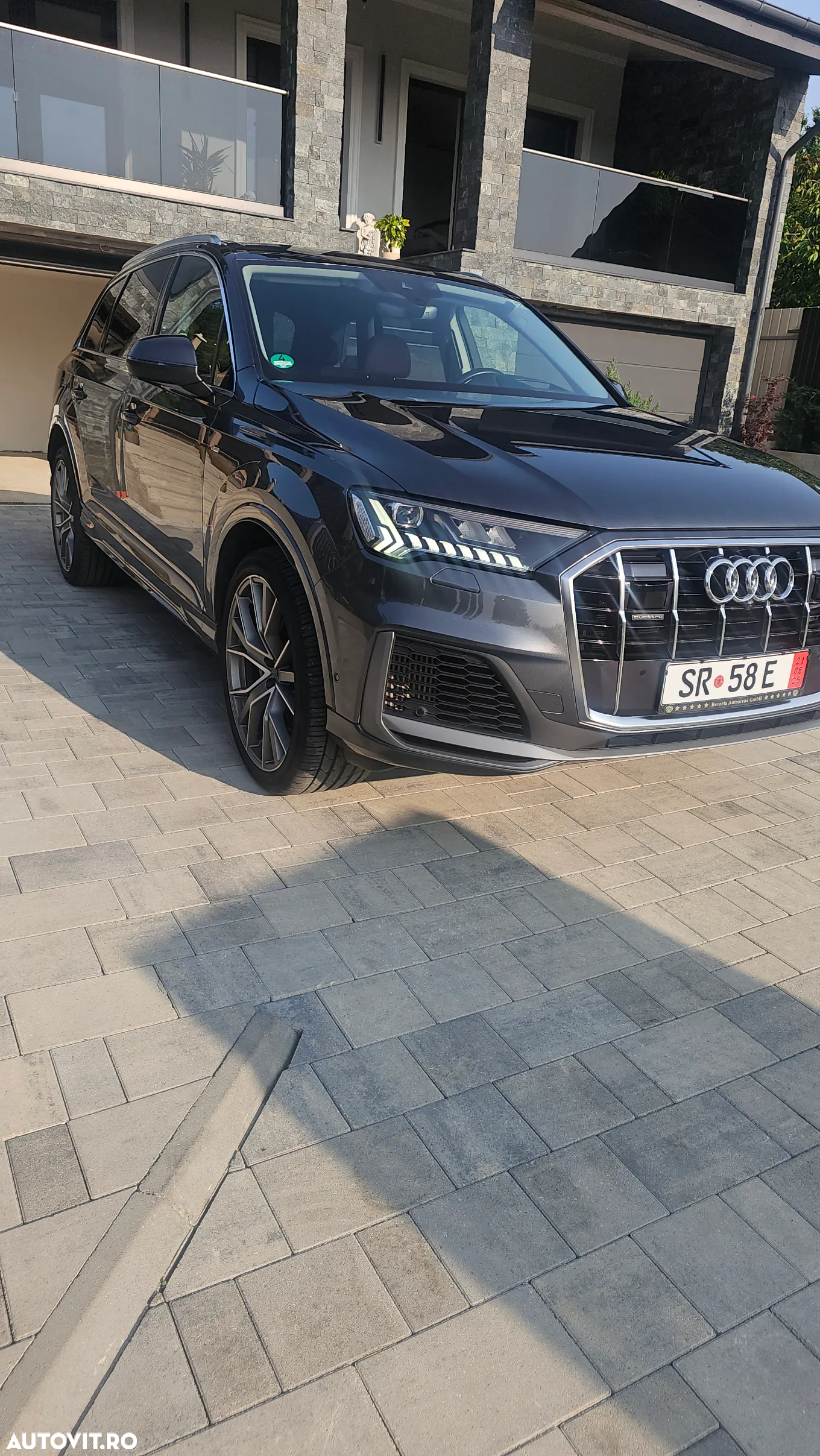 Audi Q7 3.0 55 TFSIe quattro Tiptronic S Line - 2