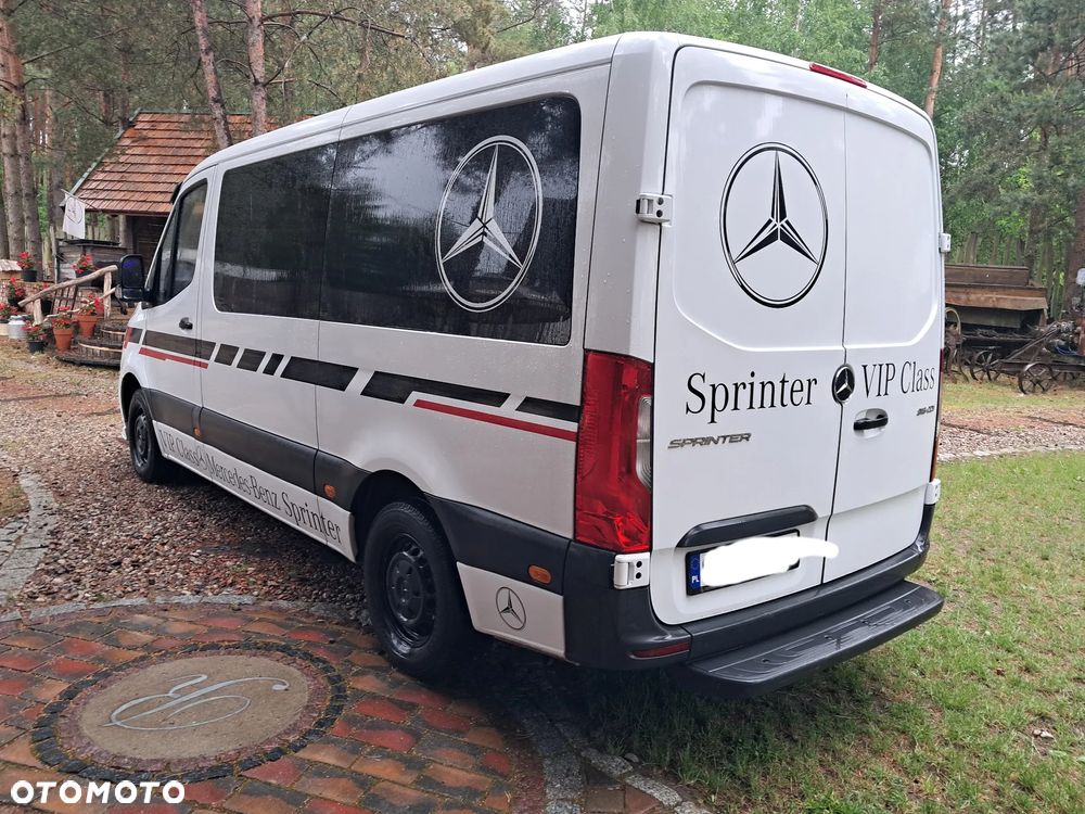 Mercedes-Benz Sprinter 907.221 - 24