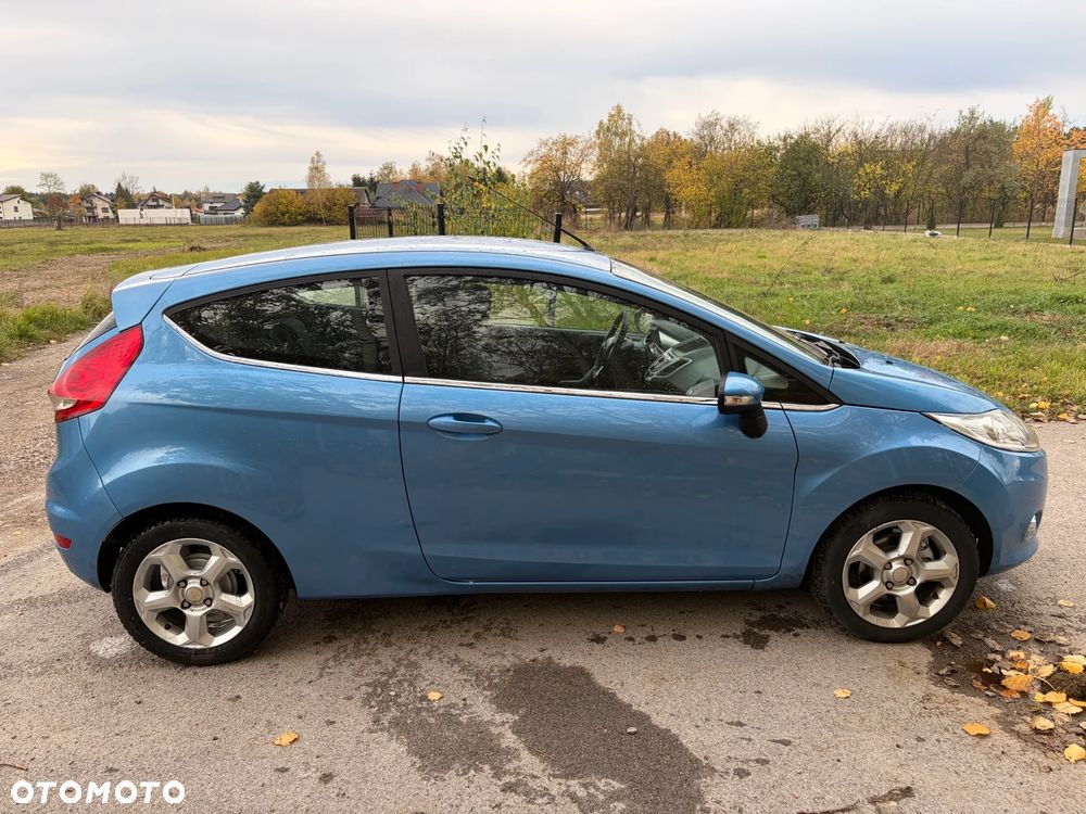Ford Fiesta 1.4 Titanium EU5 - 4