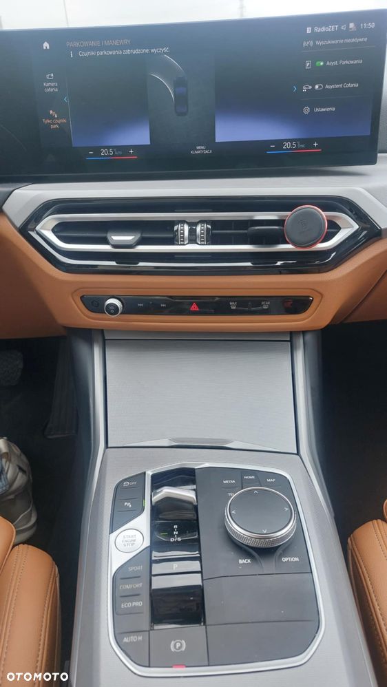 BMW Seria 3 318d mHEV - 17