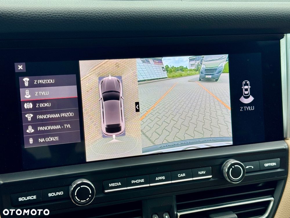 Porsche Macan Standard - 25