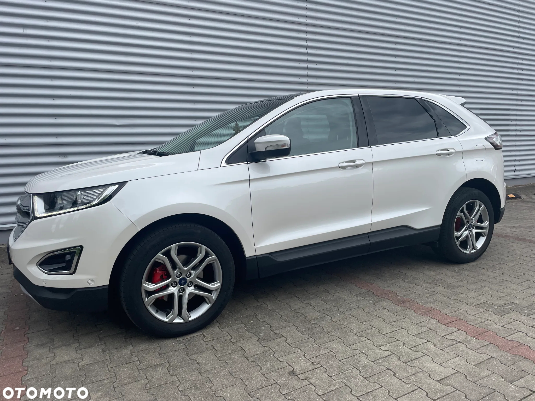 Ford Edge 2.0 TDCi Twin-Turbo 4WD Titanium - 4