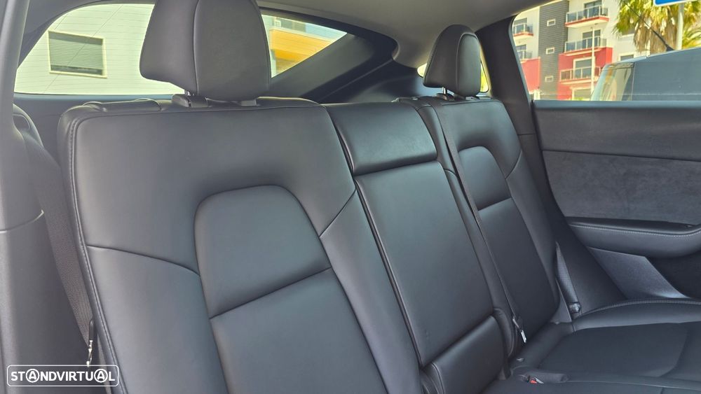 Tesla Model Y Long Range Tração Integral - 16