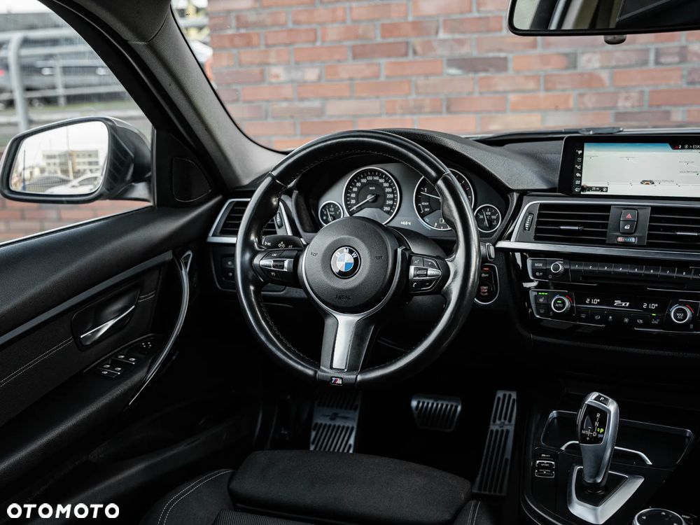 BMW Seria 3 320d Sport-Aut Efficient Dynamics Edition Sport Line - 31