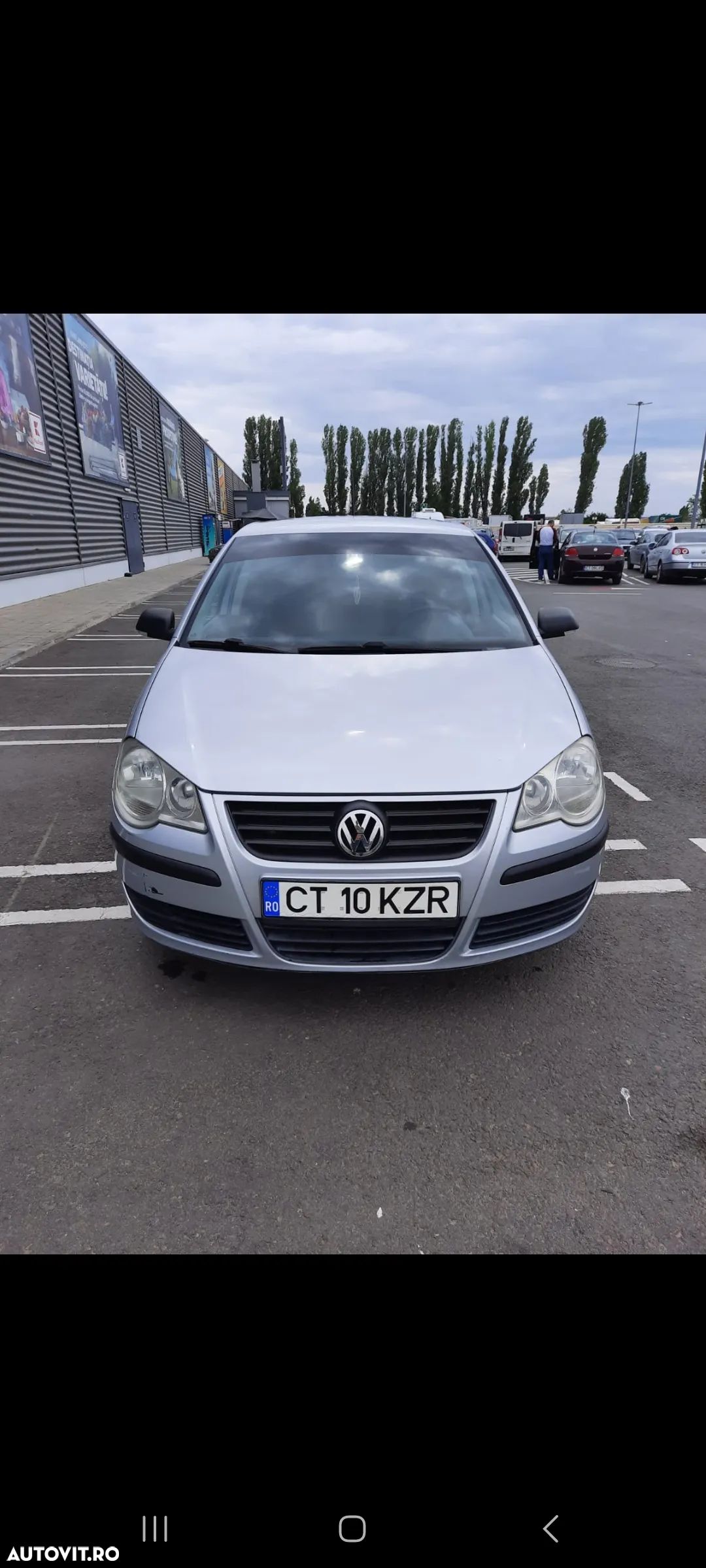 Volkswagen Polo 1.2 Attractive - 1