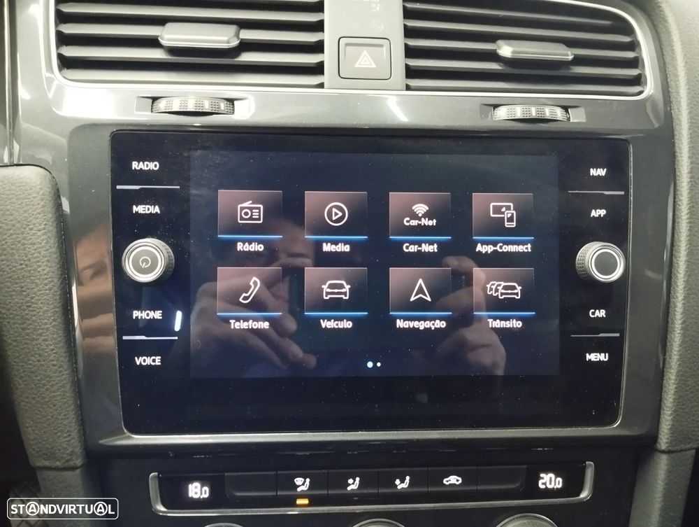 VW Golf Variant 1.6 TDi Confortline - 21