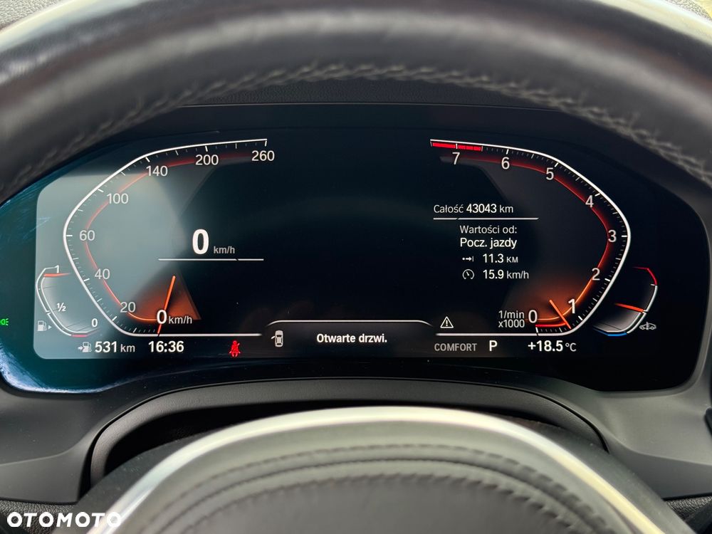 BMW Seria 3 330i xDrive M Sport sport - 19