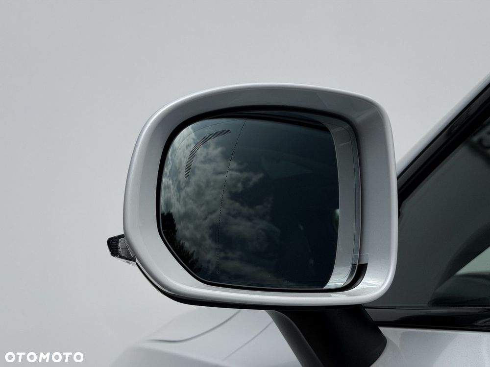 Volvo V90 Cross Country - 9