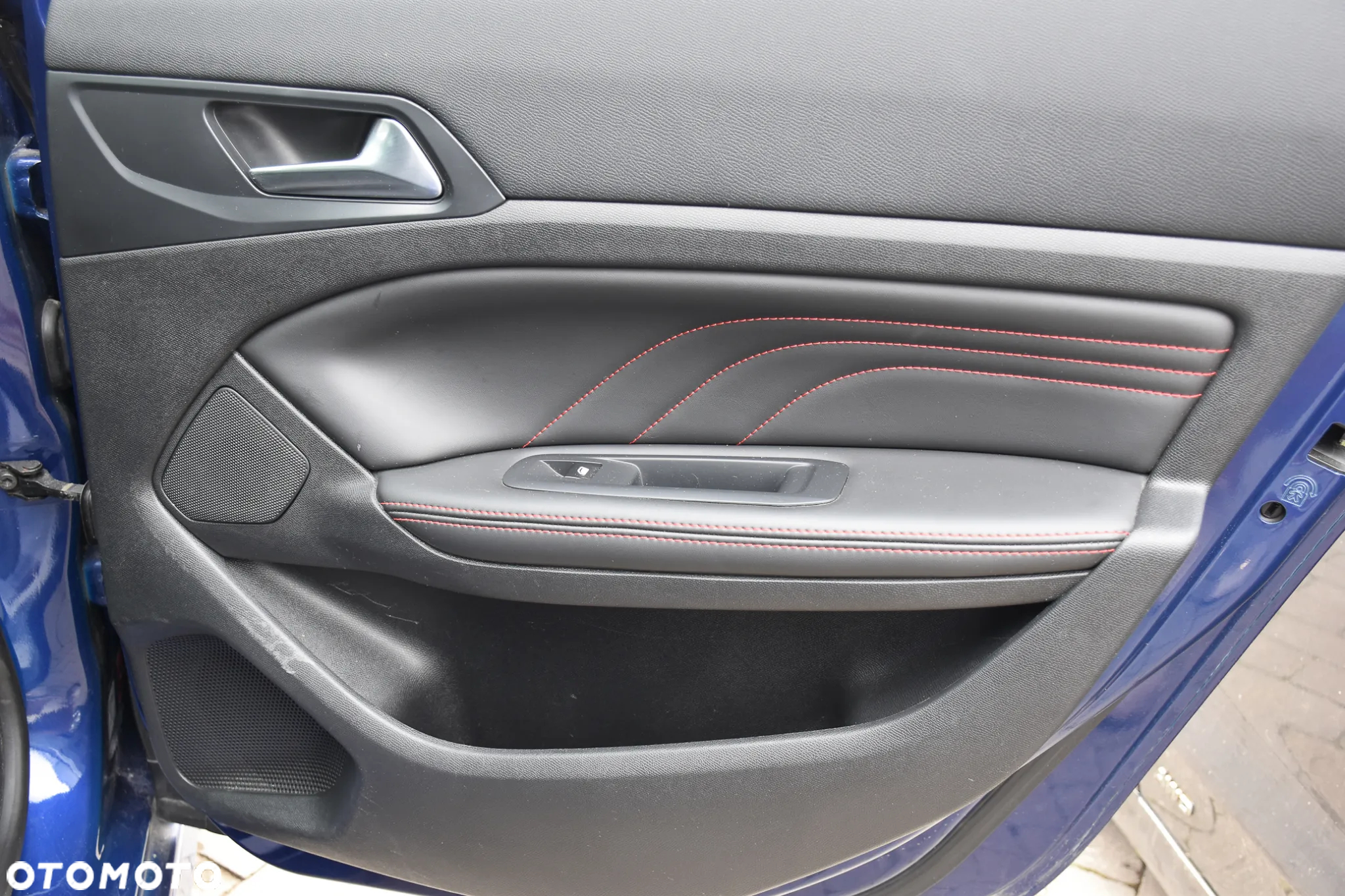 Peugeot 308 SW BlueHDi 180 EAT6 GT - 34