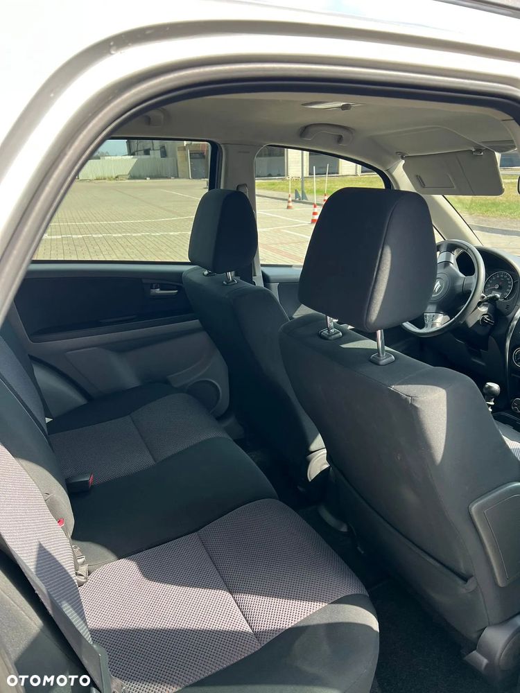 Suzuki SX4 1.9 DDiS DPF 4x2 Comfort - 7