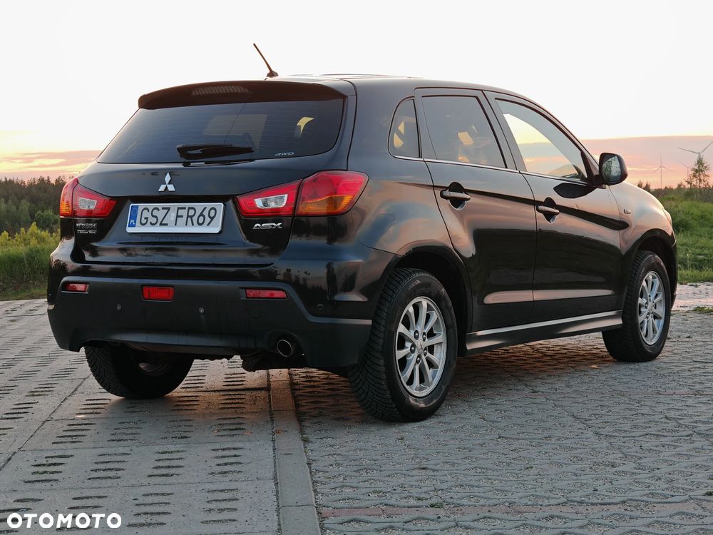 Mitsubishi ASX 1.8 DID Invite 4WD AS&G - 8