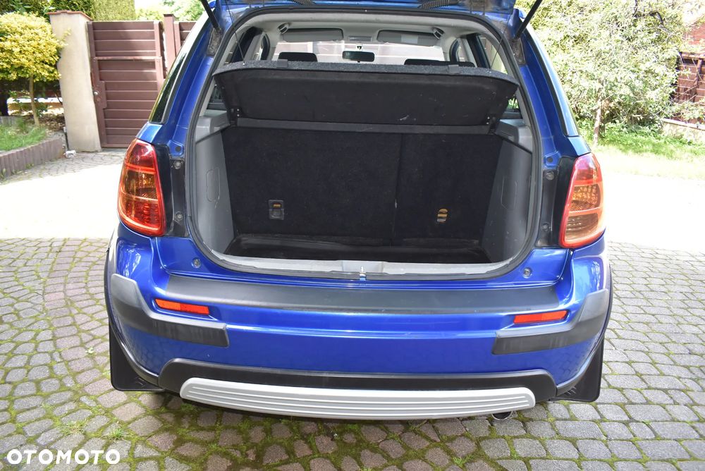 Suzuki SX4 1.6 VVT 4x4 Club - 22