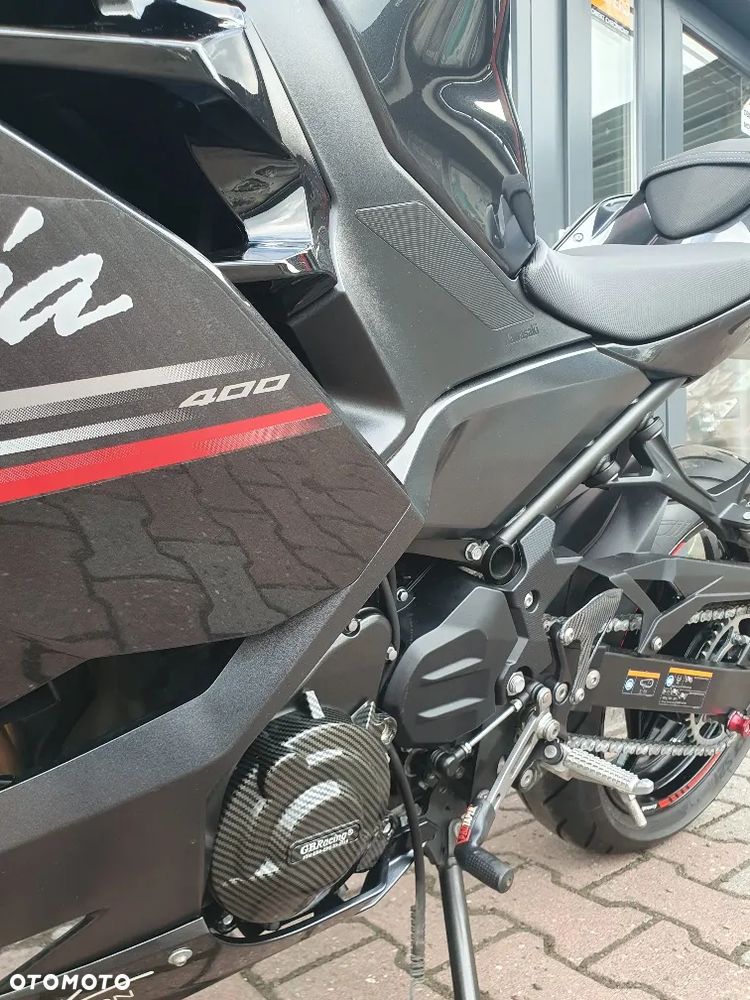 Kawasaki Ninja 400 - 28