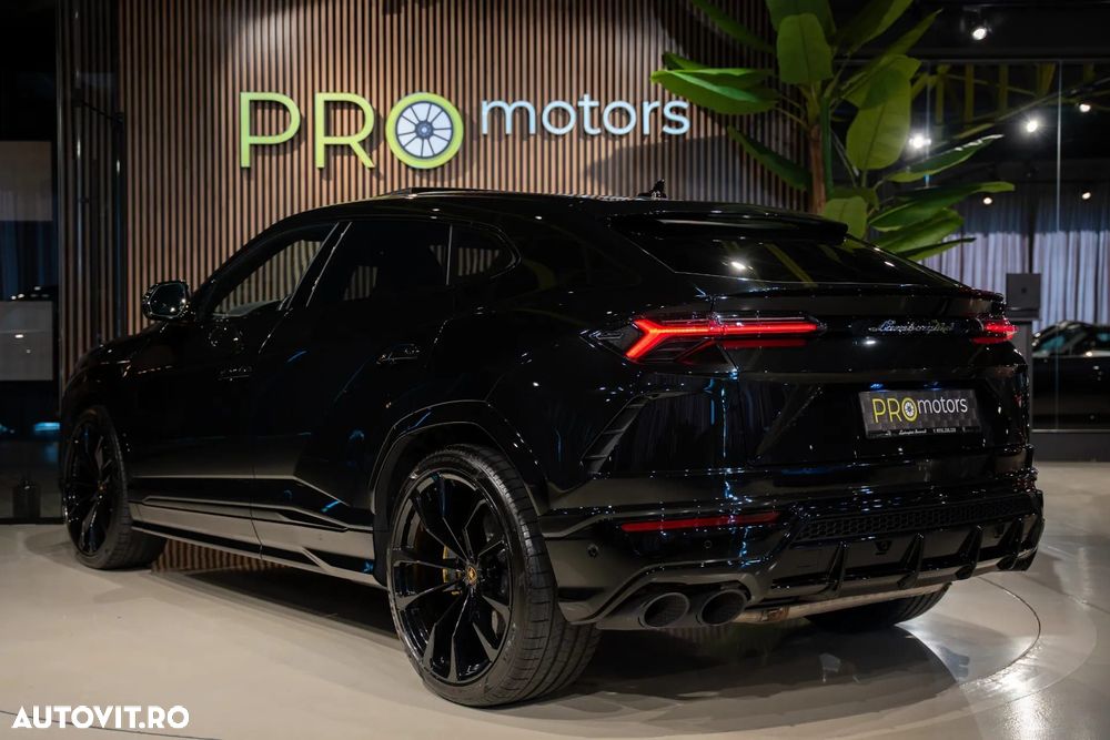 Lamborghini URUS - 19