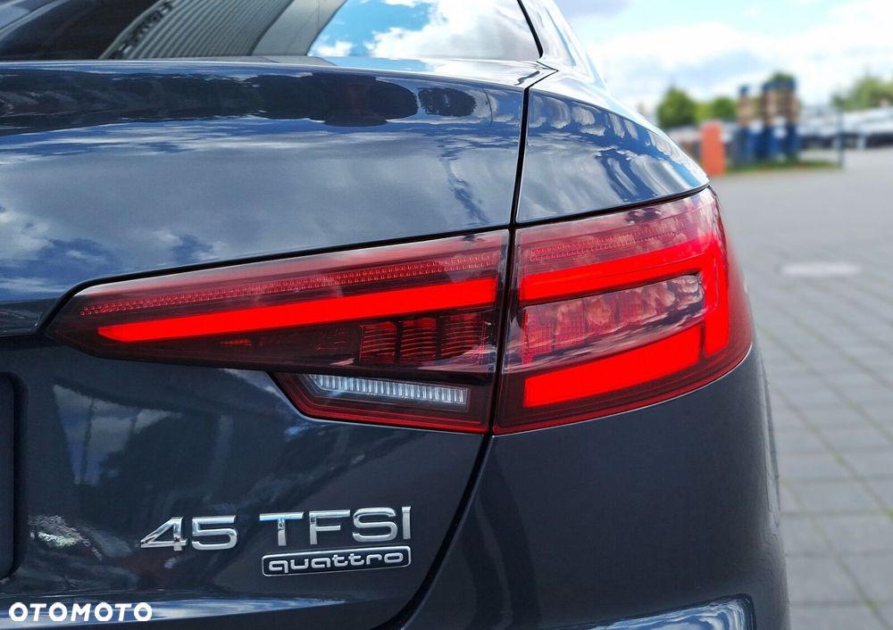 Audi A4 Limousine - 28