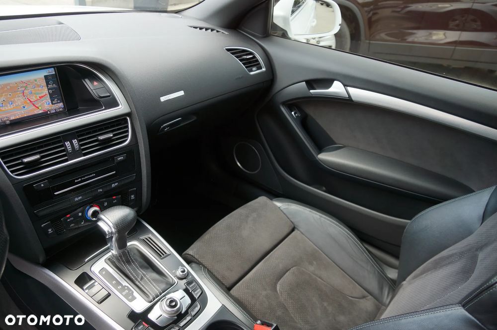 Audi A5 Cabrio - 24