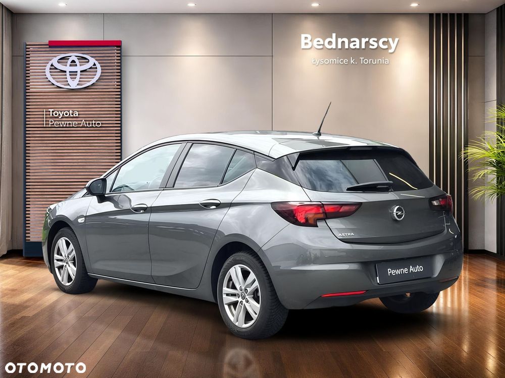 Opel Astra - 2