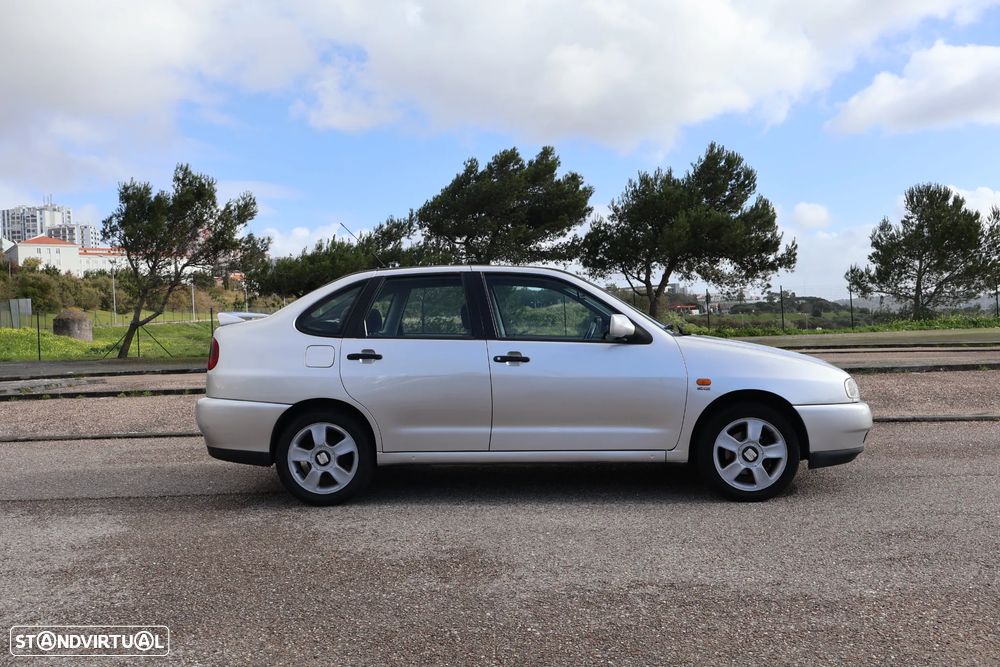 SEAT Cordoba 1.4 16V SXE - 8