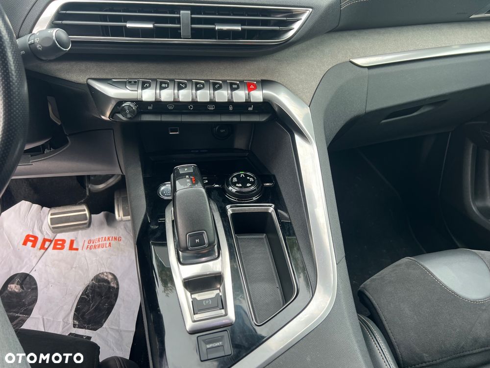 Peugeot 5008 BlueHDi 180 EAT6 GT - 29