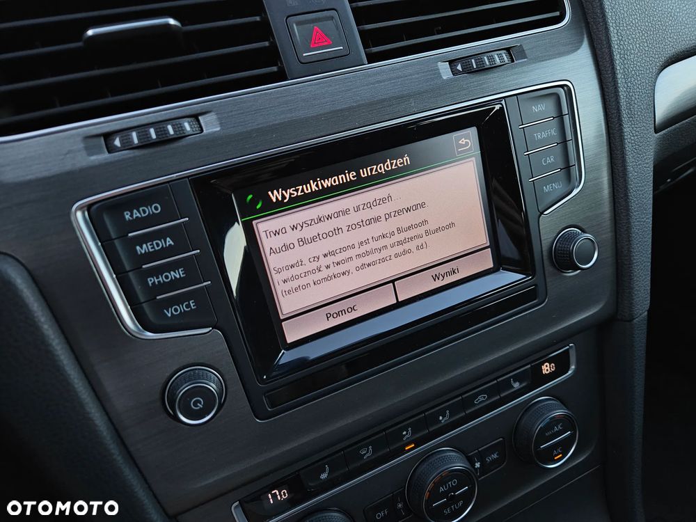 Volkswagen Golf 1.2 TSI BlueMotion Technology Comfortline - 31
