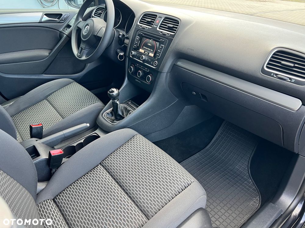 Volkswagen Golf 1.6 TDI DPF BlueMotion - 15