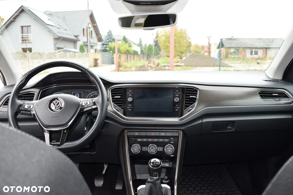 Volkswagen T-Roc 1.5 TSI GPF ACT Active - 9