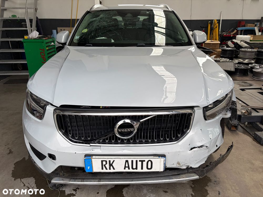 Volvo XC 40 D3 SCR AWD Momentum - 7