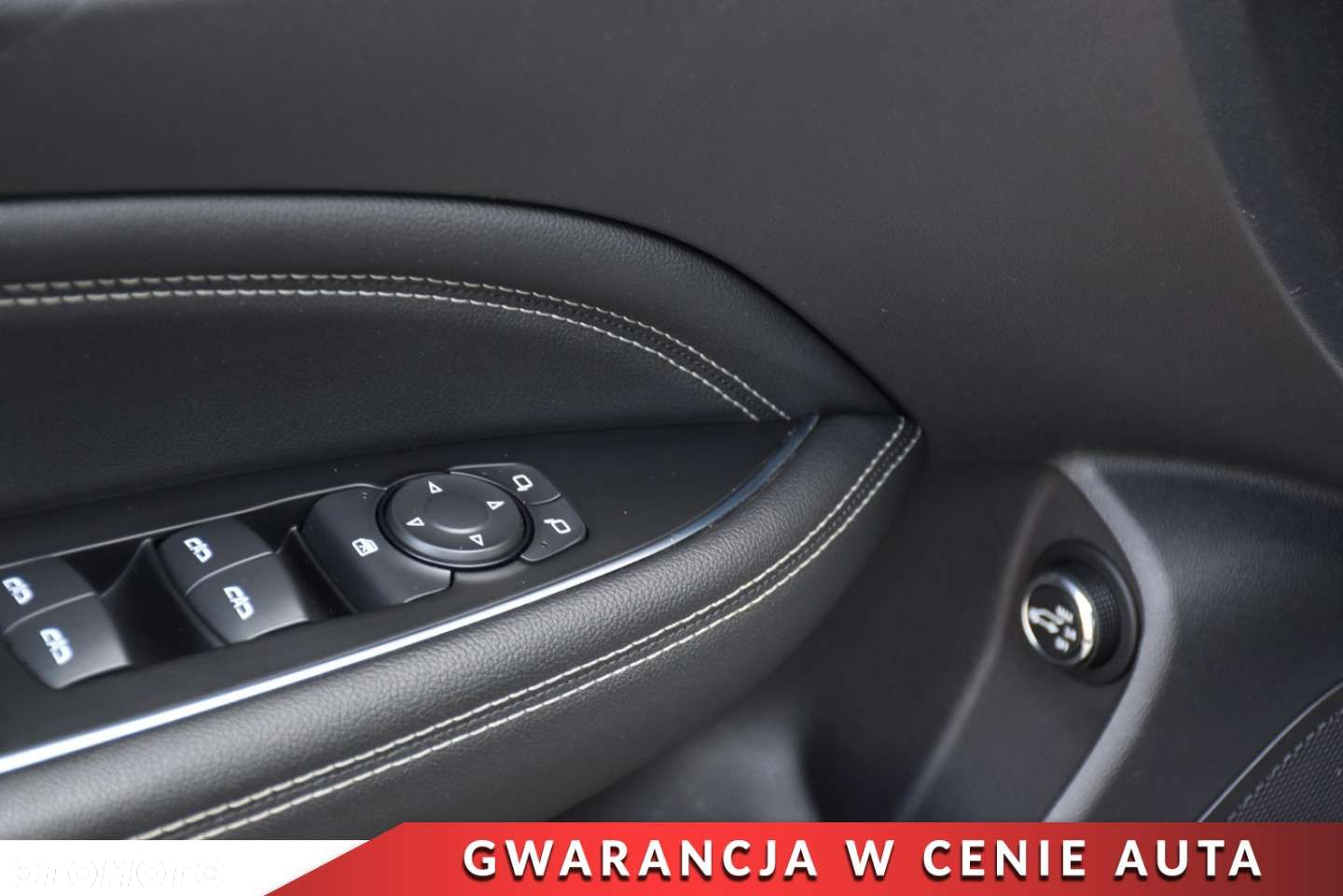 Opel Insignia - 24