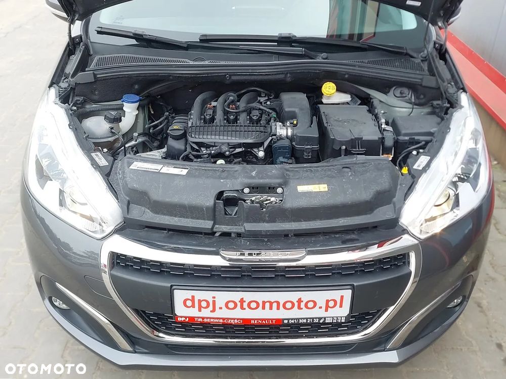 Peugeot 208 - 16