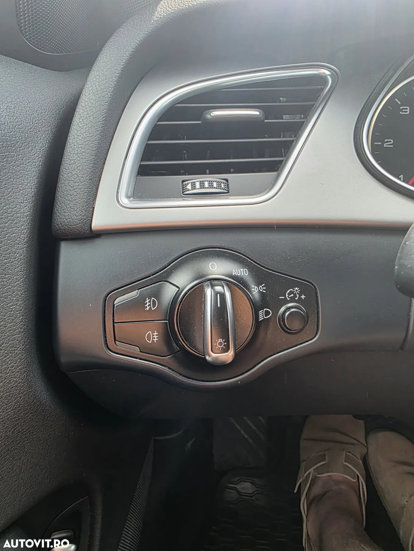 Audi A4 Avant 2.0 TDI Multitronic - 10