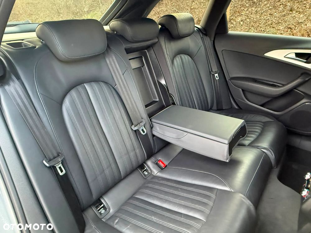 Audi A6 Avant 2.0 TDI Ultra S tronic - 27