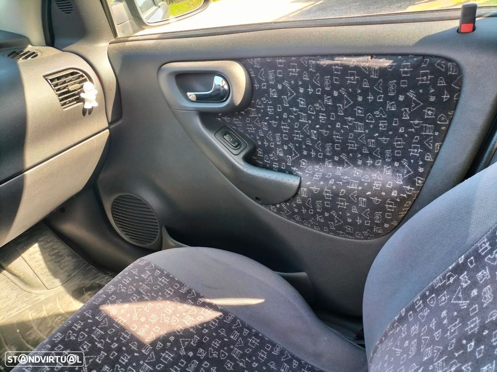 Opel Corsa 1.2 16V Elegance - 25