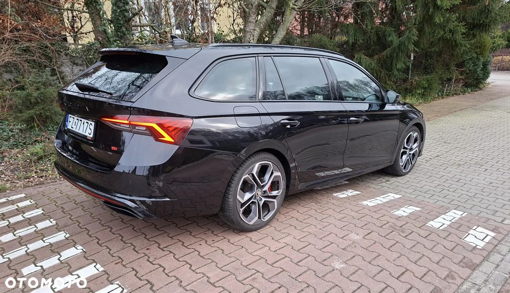 Skoda Octavia 2.0 TSI RS DSG - 3