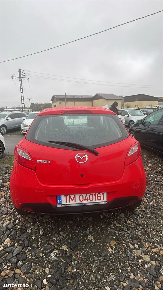Mazda 2 - 4