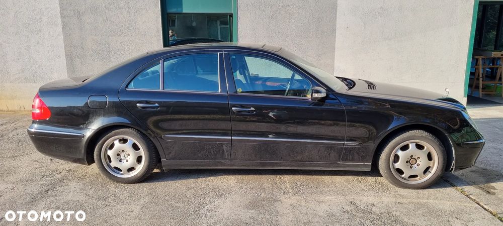 Mercedes-Benz Klasa E - 4